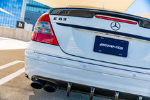 Load image into Gallery viewer, W211 E55 & E63 AMG Carlsson Style Carbon Fiber Trunk Spoiler