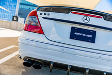 Load image into Gallery viewer, W211 E55 &amp; E63 AMG Carlsson Style Carbon Fiber Trunk Spoiler
